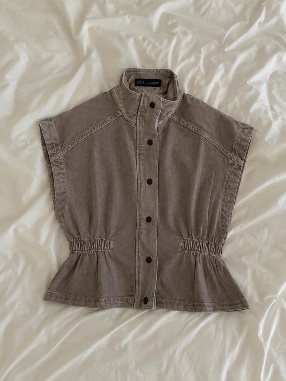 Zara Faded Taupe Sleeveless Button Front Top